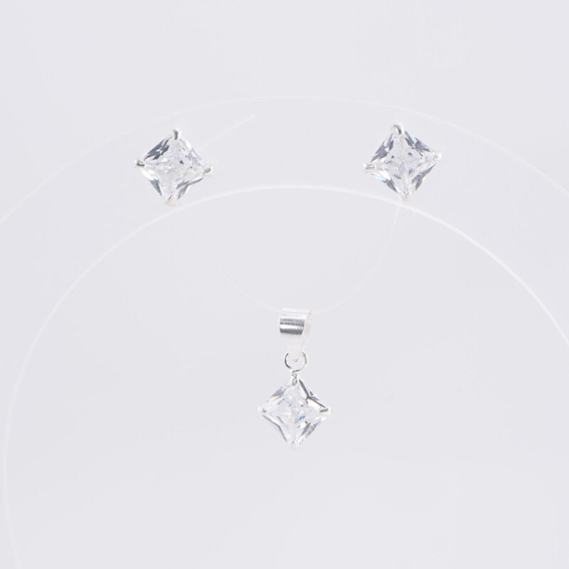 Conjunto Punto de Luz Cuadrado Blanco, Pedestal 4 Puntas y Dije