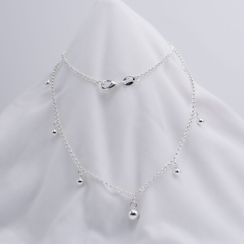 Collar Rolo con Pelotita Pequeñas y Una Grande 46cms