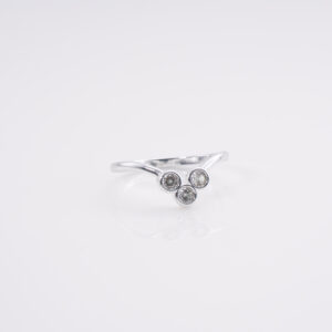 Anillo Corona, Trio de Circonitas Redondas T.15