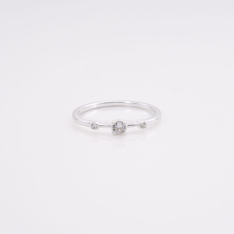 Anillo Las 3 Marias, Circonitas Dos Pequeñas Costados, Una Grande Centro T.15,5