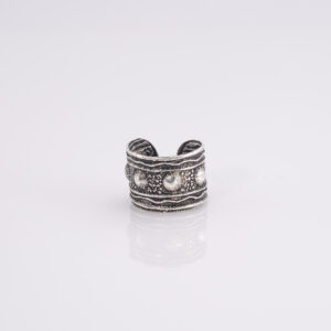 Cuff Grueso Añejado Bolas Centro Lineas Costados