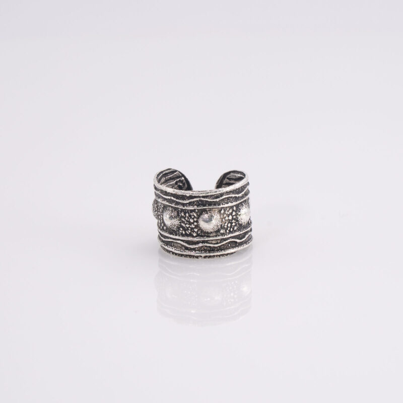 Cuff Grueso Añejado Bolas Centro Lineas Costados