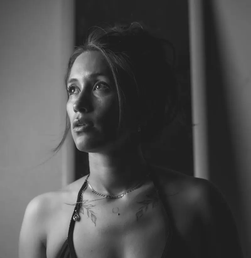 Nicole Aravena, fundadora y curadora de Nerea Joyas